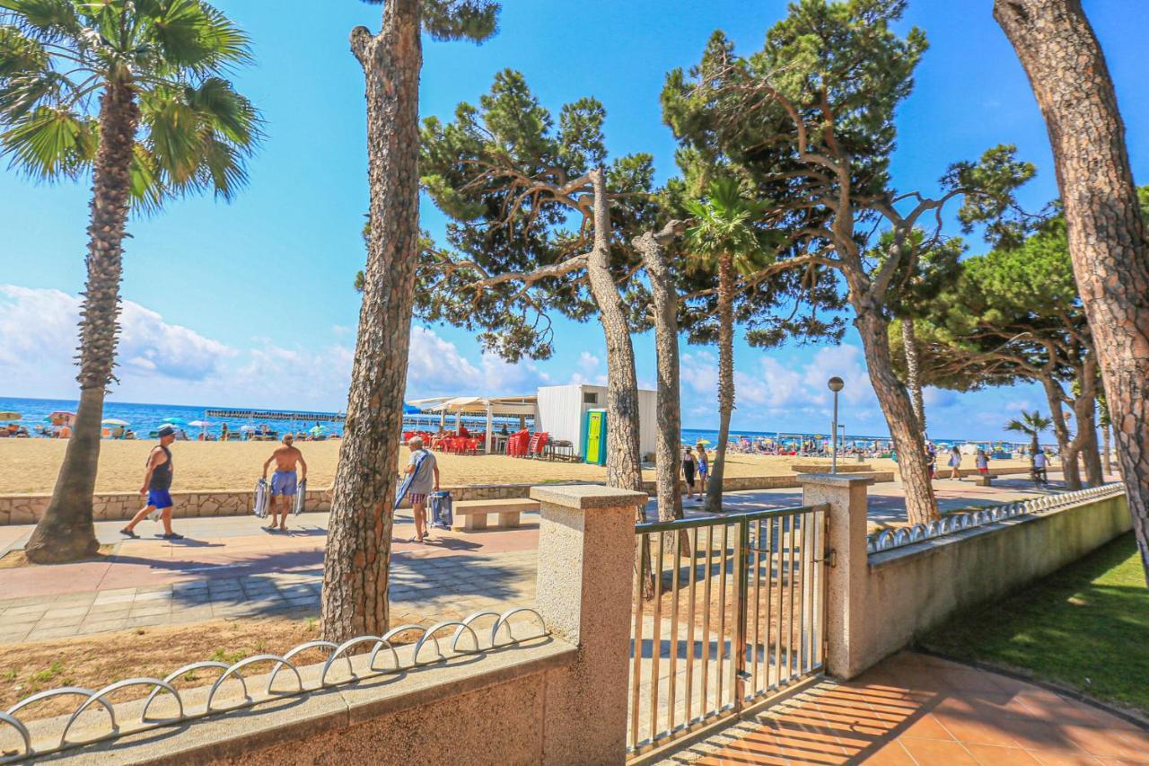 Pins I Mar - Only Families Leilighet Cambrils Eksteriør bilde