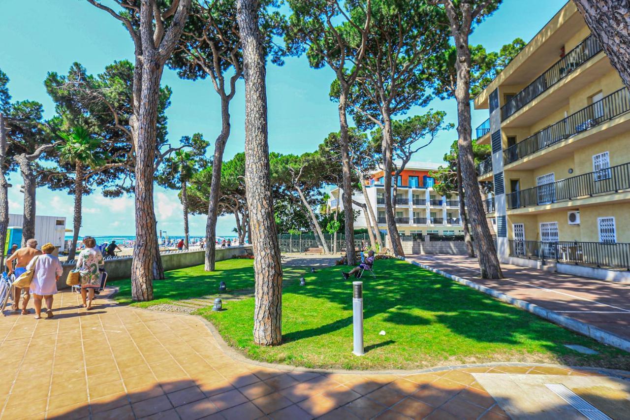 Pins I Mar - Only Families Leilighet Cambrils Eksteriør bilde